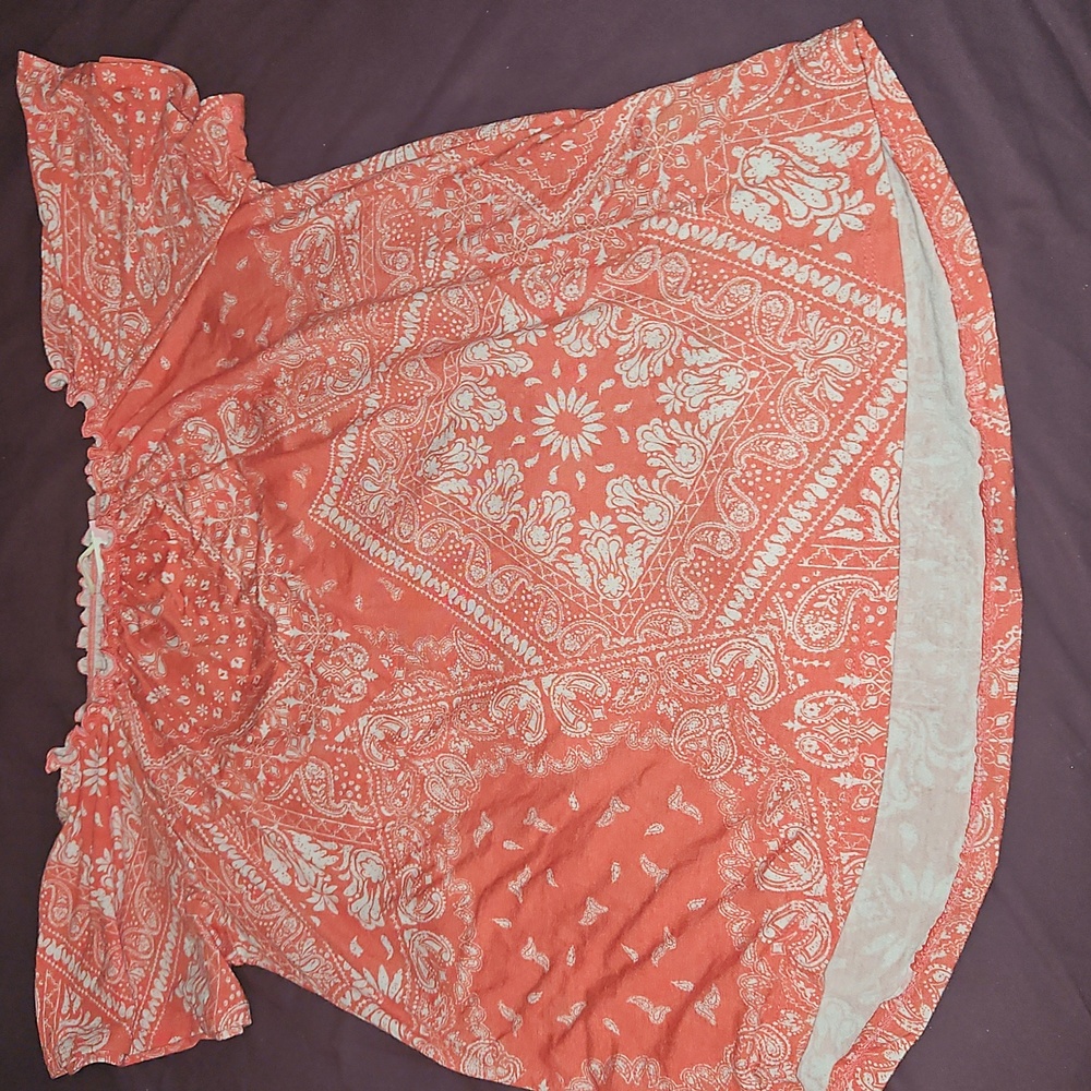 Oddy Paisley Off-Shoulder Top